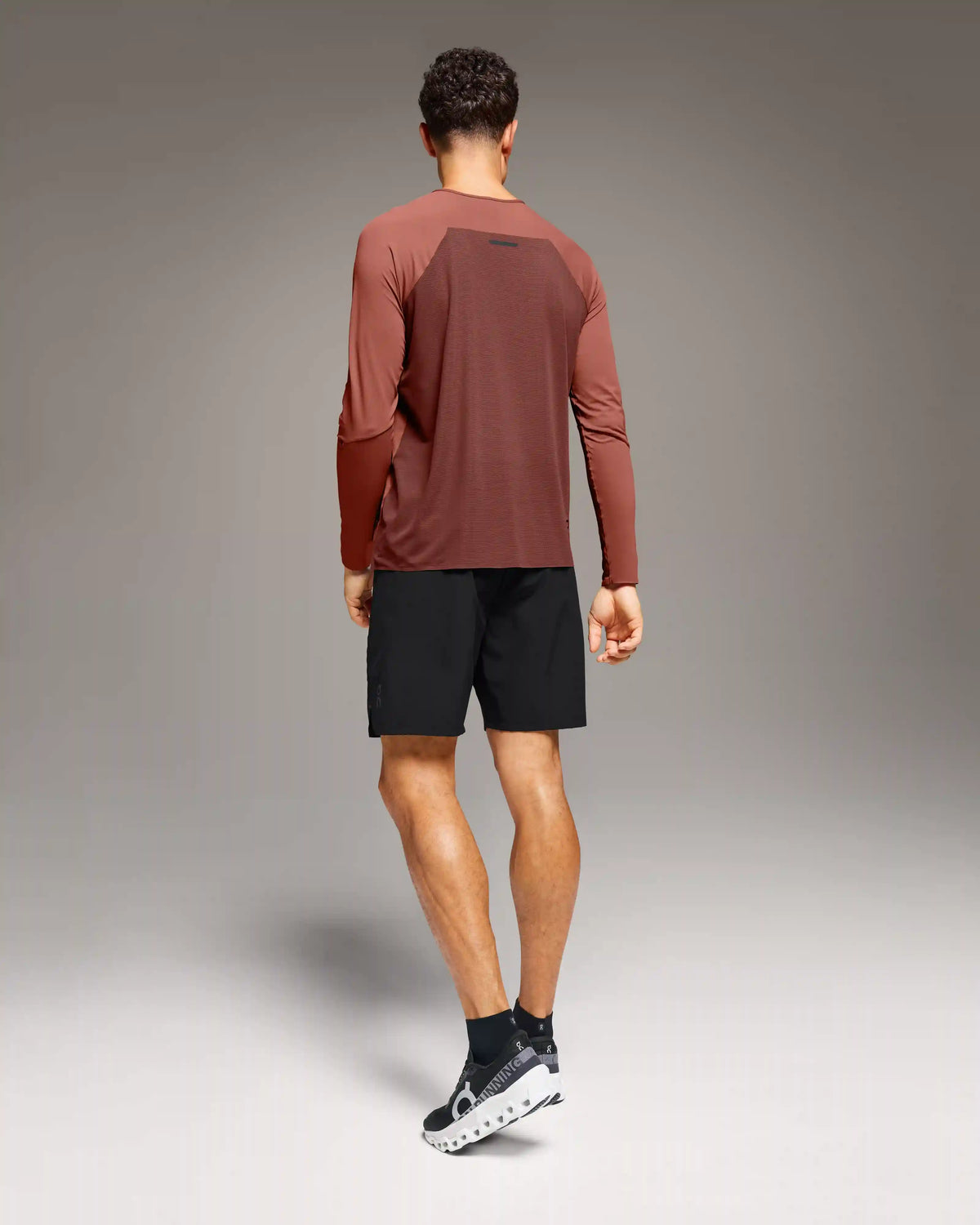 Performance Hybrid Short